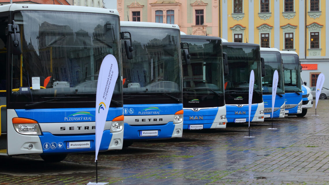 Mezi Domažlicemi a Plzní pojede více autobusových spojů