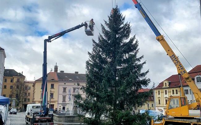 V Klatovech se vánoční strom rozsvítí už v pátek