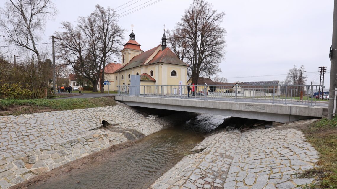 V Dnešicích byl otevřen opravený most