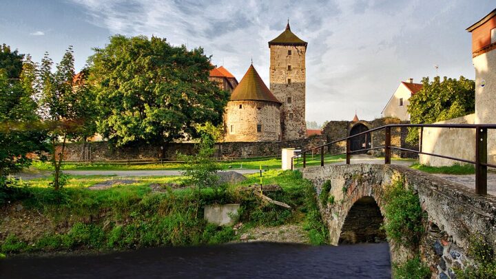 Na hradě Švihov můžete zažít středověk
