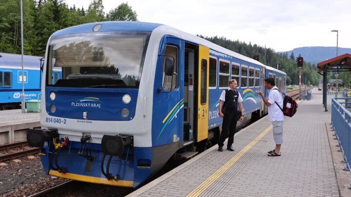 Mezi Plzeňským krajem, Jihočeským krajem a Bavorskem na jednu jízdenku