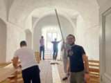 Rokycanští studenti pomáhají i v chotěšovském klášteře, zdroj foto: Gymnázium a SOŠ Rokycany