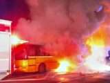 Hořící autobus v Líních, zdroj foto: Hasičský záchranný sbor Plzeňského kraje