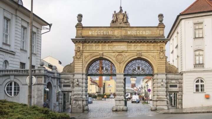 Plzeň známá neznámá: Jubilejní brána