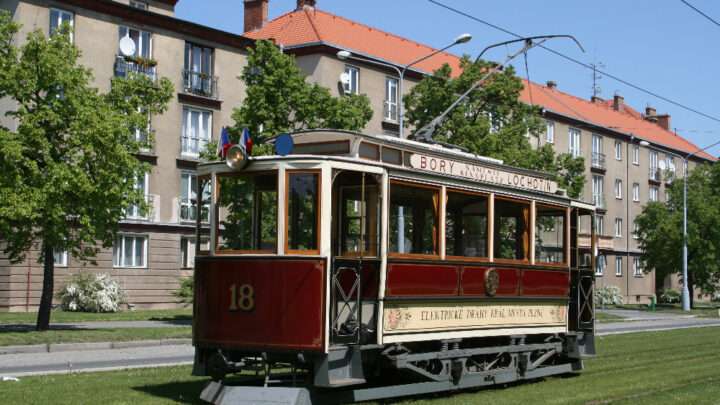 Svezte se historickou tramvají. V Plzni vyjede i slavná Křižík & Brožík