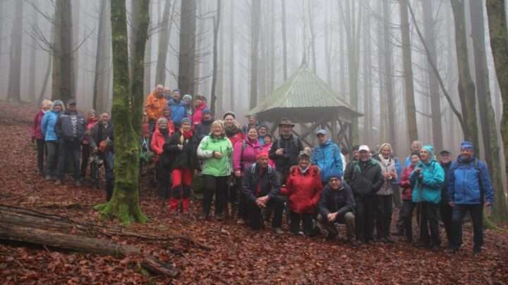 Turisté symbolicky uzamkli Českou studánku